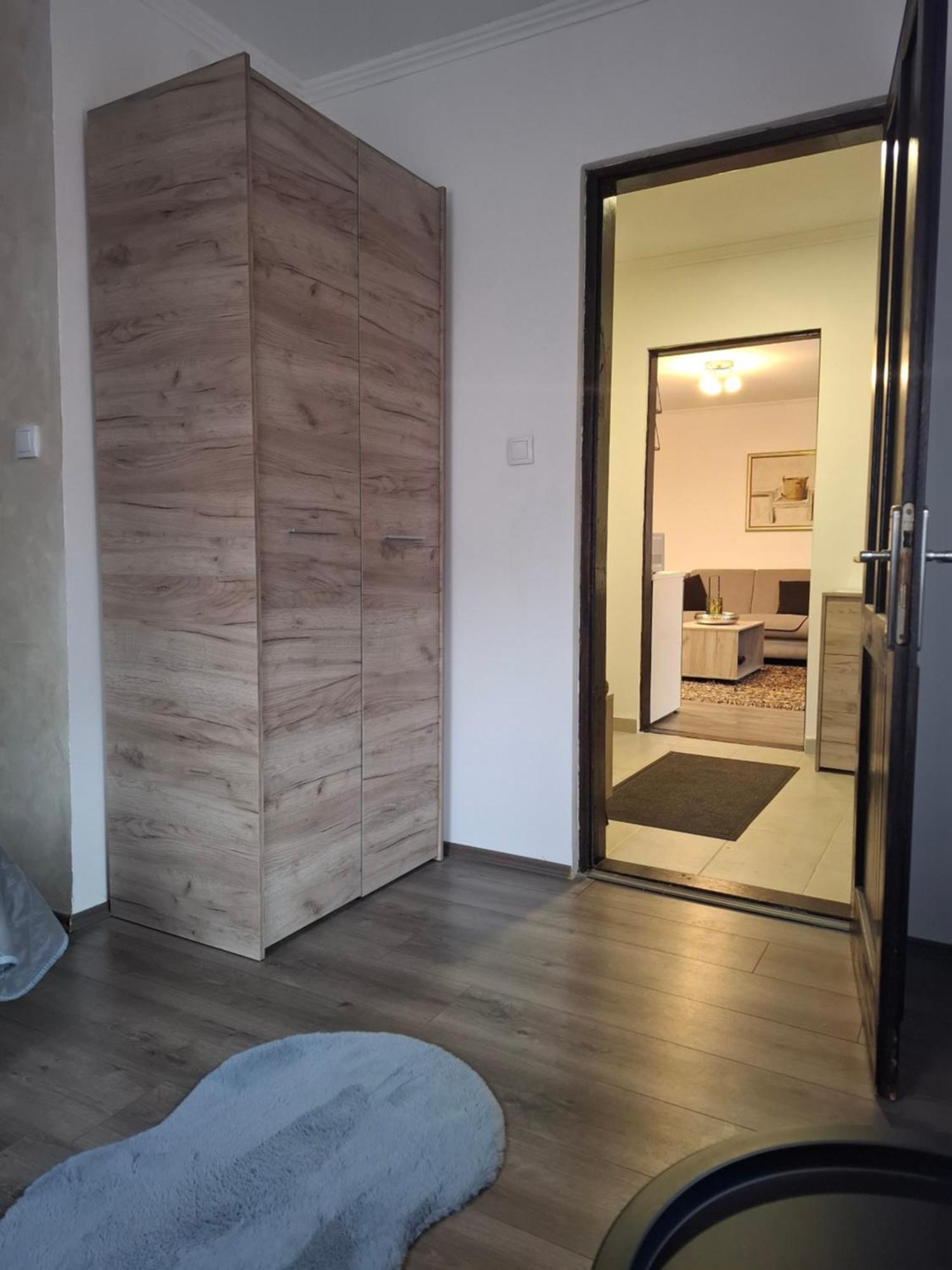 Sara Apartment *